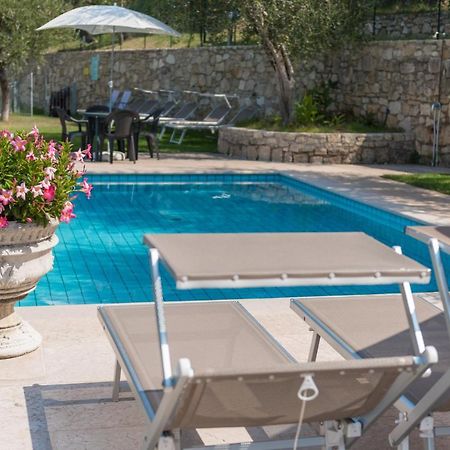 Agricampeggio Relax Maxicaravan Castelletto Di Brenzone Εξωτερικό φωτογραφία
