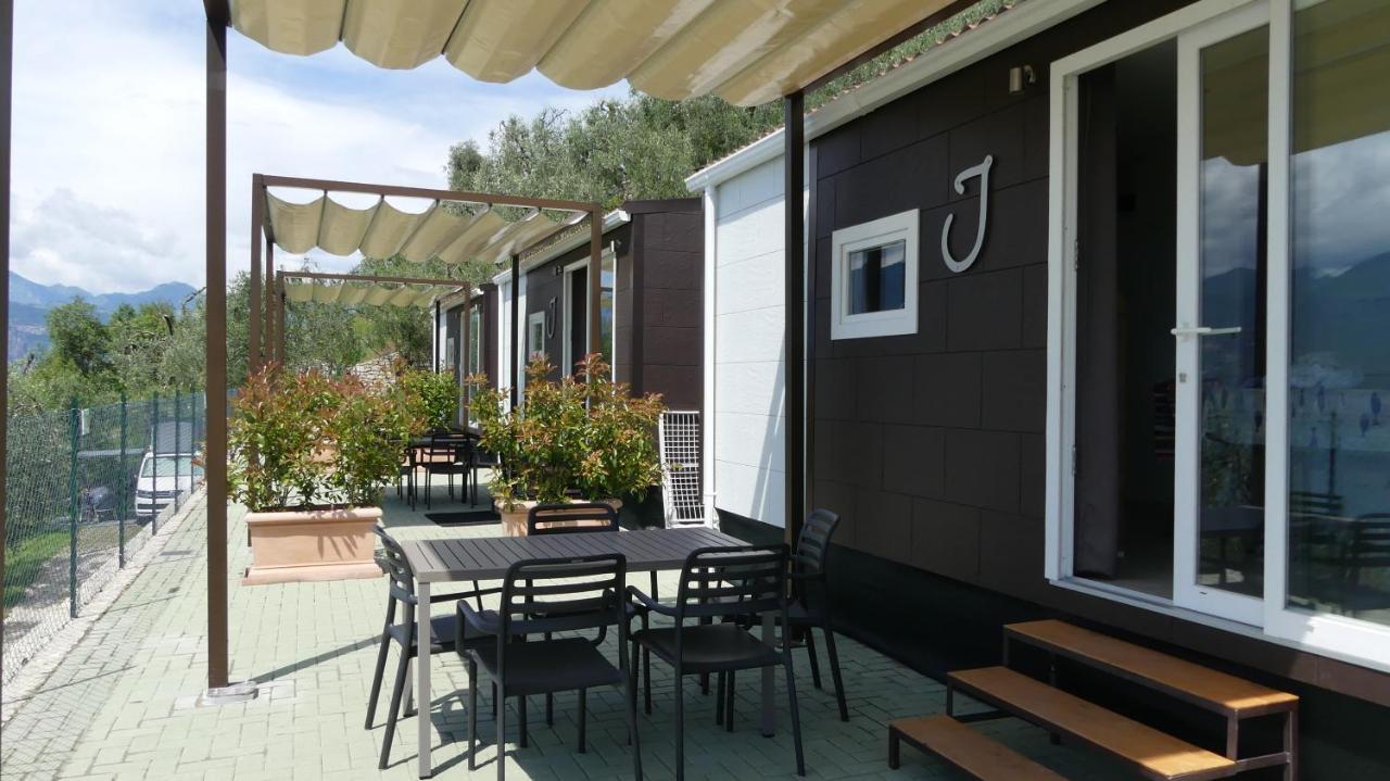 Agricampeggio Relax Maxicaravan Castelletto Di Brenzone Εξωτερικό φωτογραφία