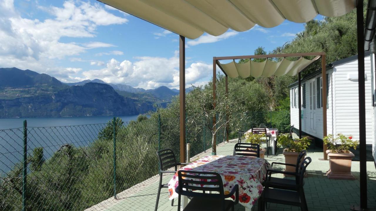 Agricampeggio Relax Maxicaravan Castelletto Di Brenzone Εξωτερικό φωτογραφία