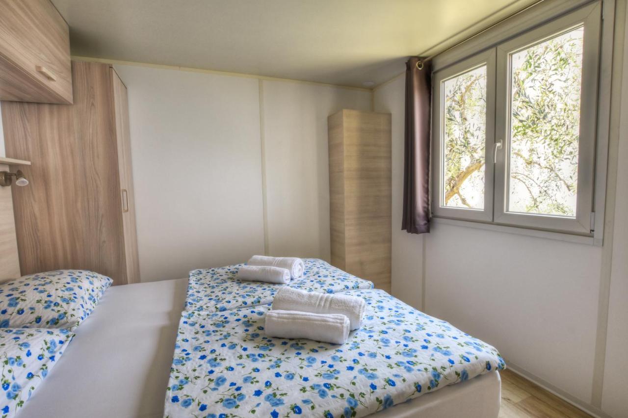 Agricampeggio Relax Maxicaravan Castelletto Di Brenzone Εξωτερικό φωτογραφία
